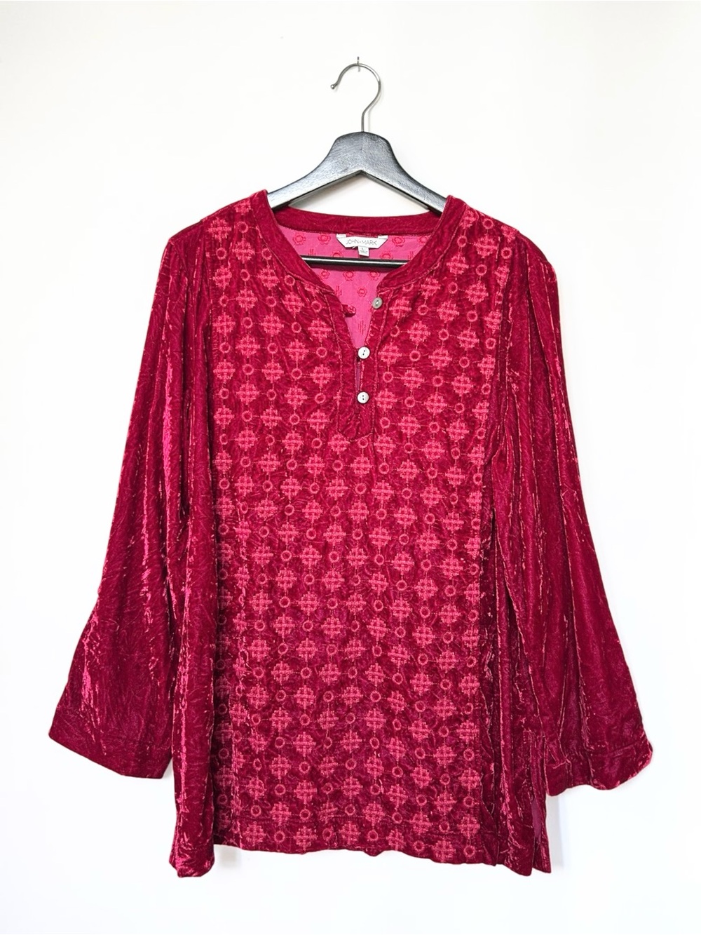 John Mark Red Velvet Embroidered Long Sleeve Tunic Size Large